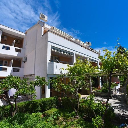 Apartmani Soljaga Petrovac 外观 照片