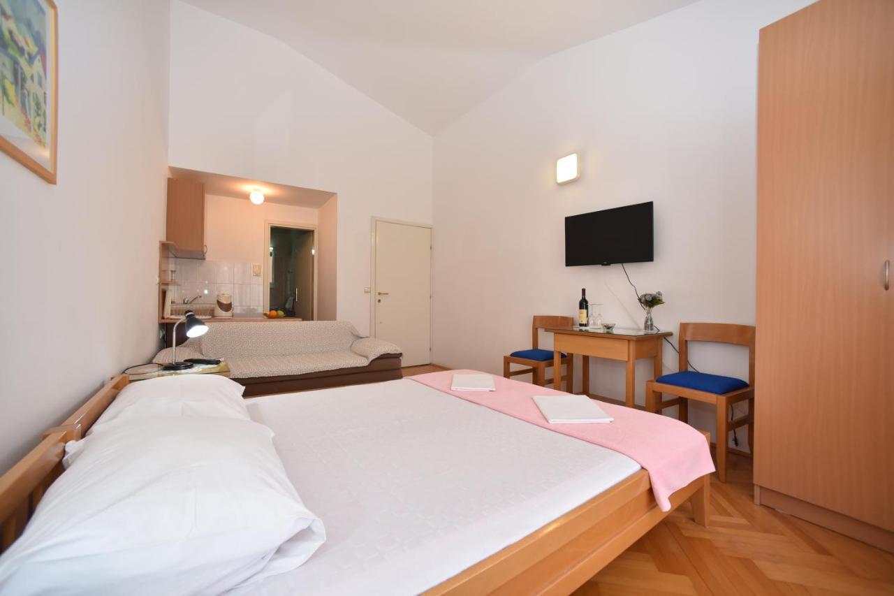 Apartmani Soljaga Petrovac 外观 照片