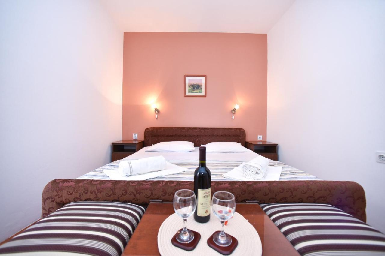Apartmani Soljaga Petrovac 外观 照片