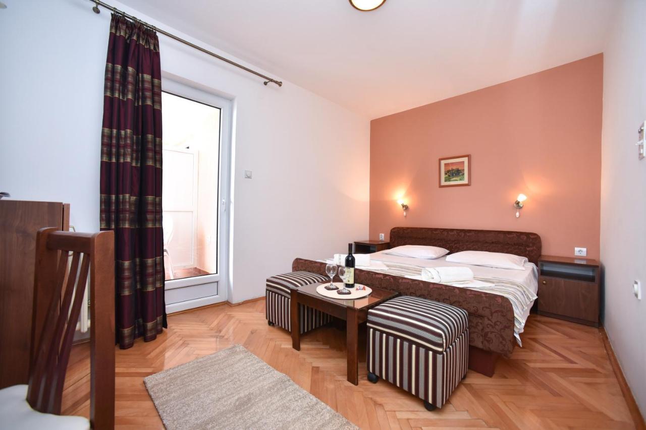 Apartmani Soljaga Petrovac 外观 照片