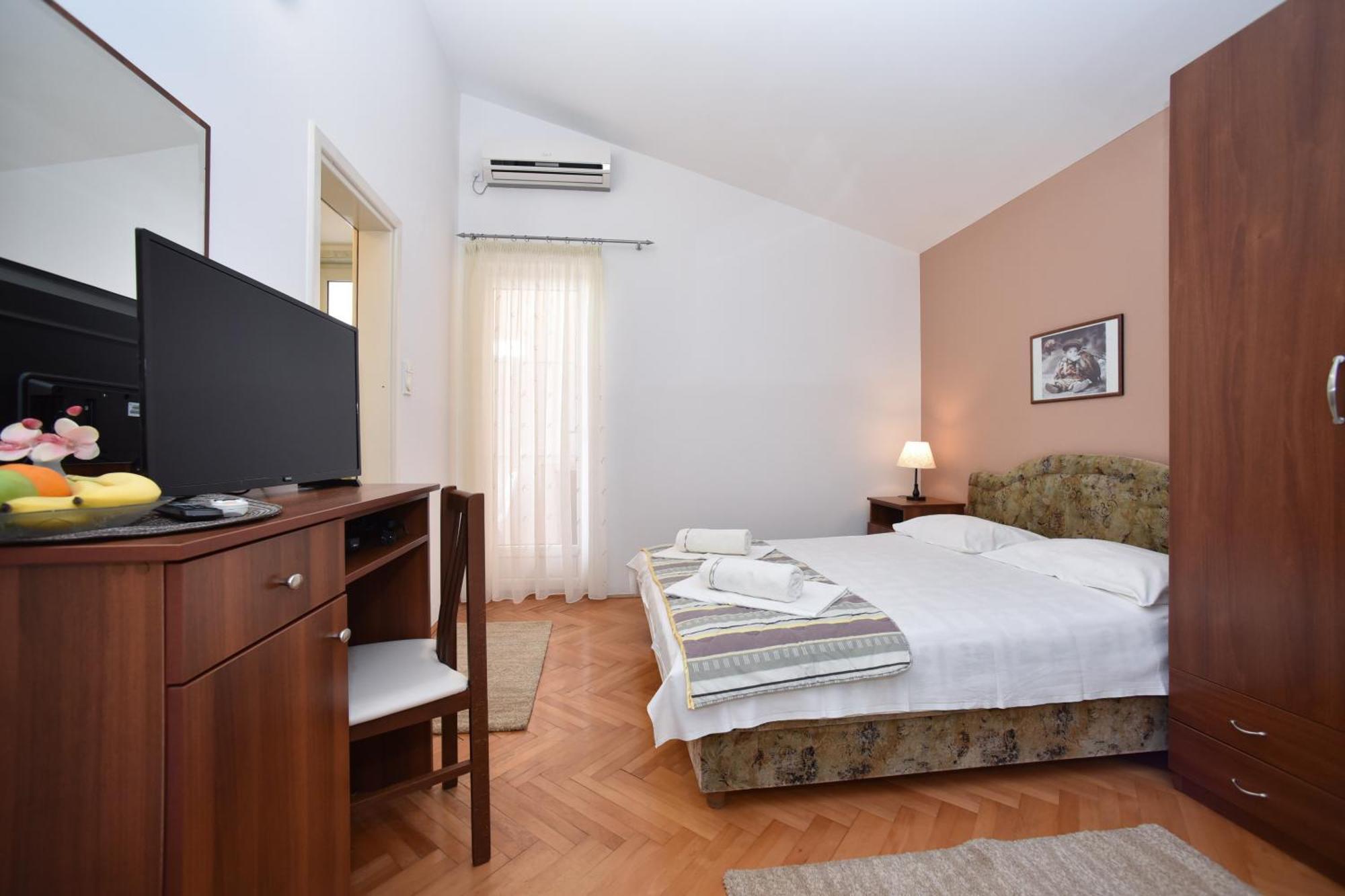 Apartmani Soljaga Petrovac 外观 照片