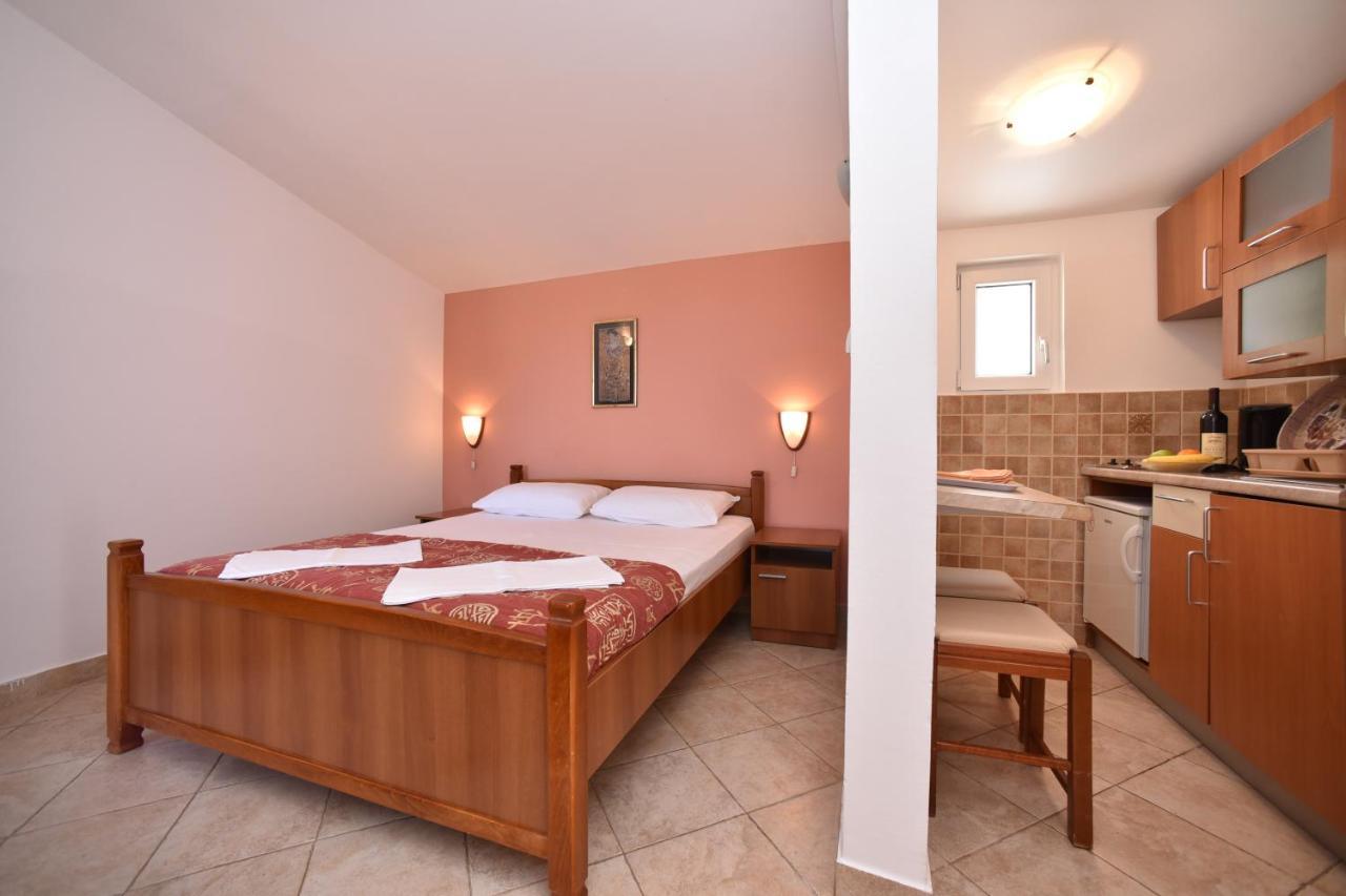 Apartmani Soljaga Petrovac 外观 照片